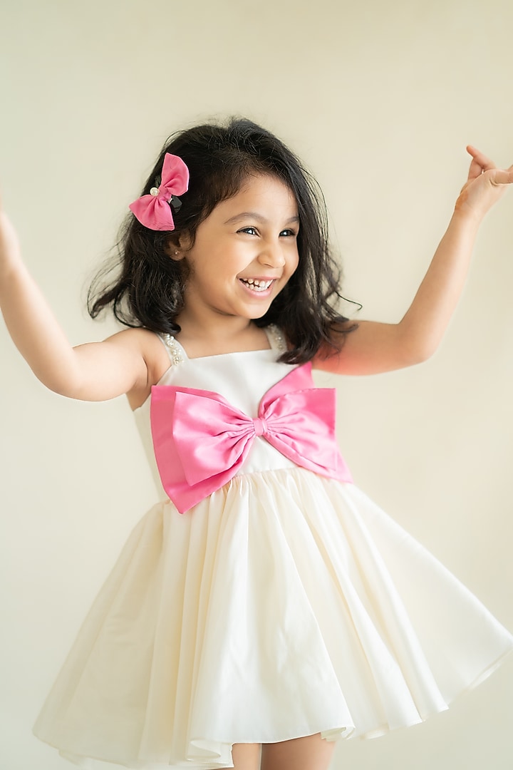 Off-White Taffeta Embroidered Dress For Girls by Ruchikalathlabel at Pernia's Pop Up Shop