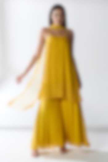 Yellow Silk Blend Georgette Hand Embellished Kurta Set by RCKC AURUM at Pernia's Pop Up Shop