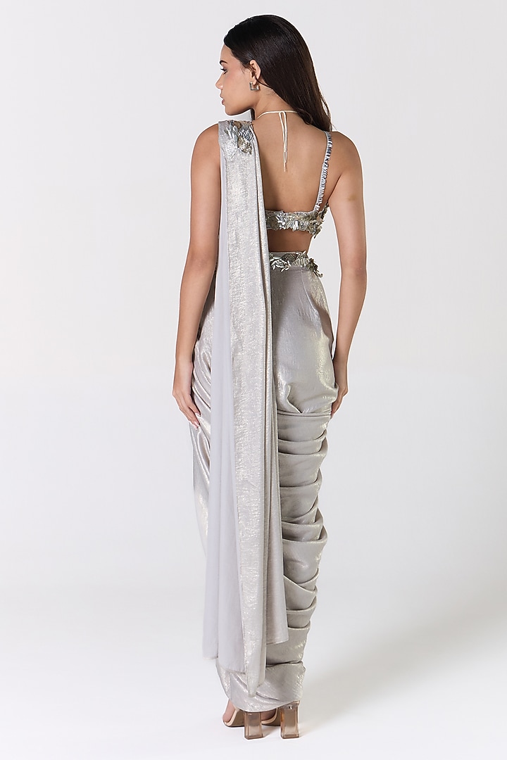 Silver Silk Blend Shimmer Georgette Draped Wedding Saree Set by RCKC AURUM at Pernia's Pop Up Shop