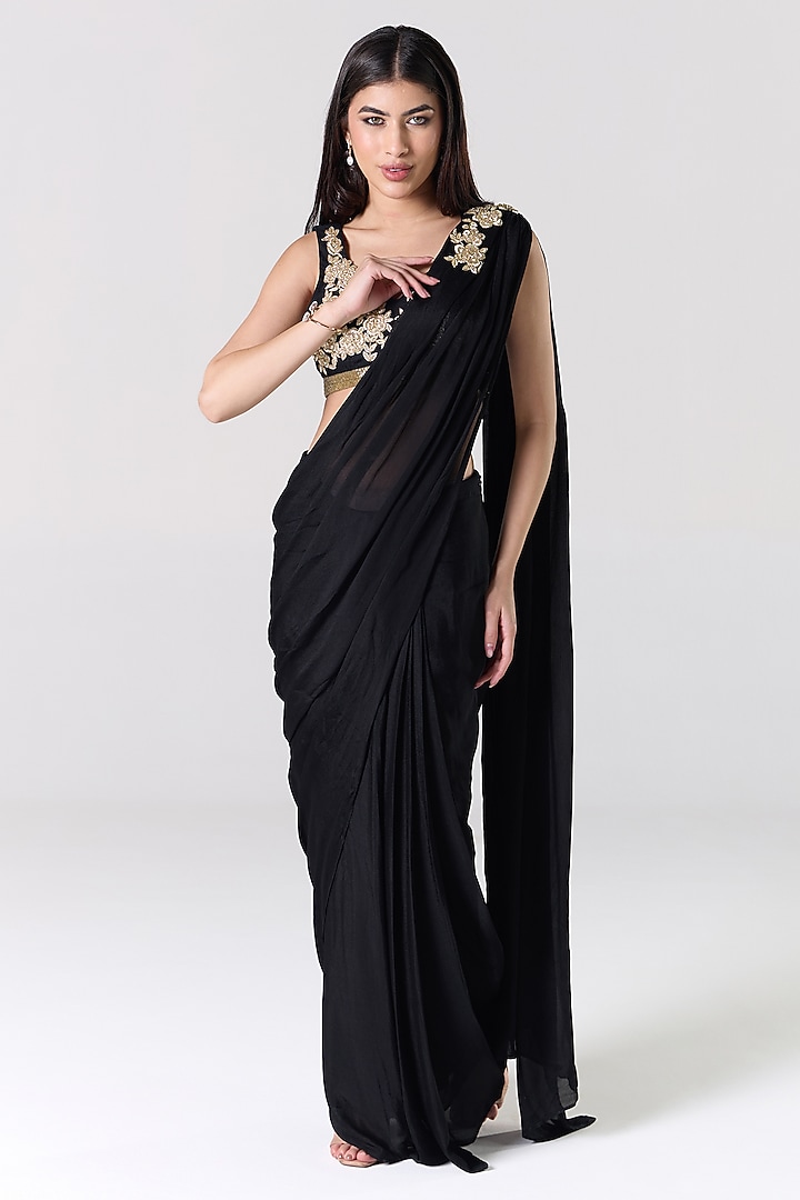 Black Silk Blend Shimmer Georgette Embroidered Draped Wedding Saree Set by RCKC AURUM at Pernia's Pop Up Shop