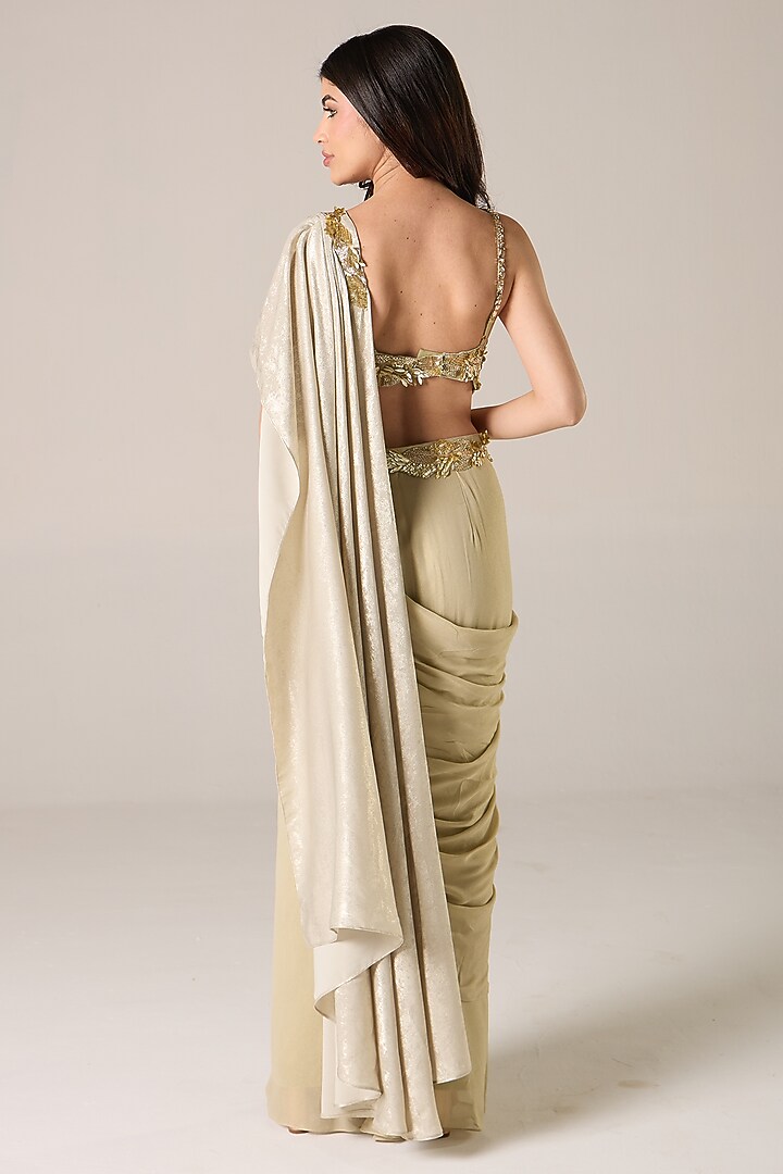 Gold Silk Blend Shimmer Georgette Embroidered Draped Wedding Saree Set by RCKC AURUM at Pernia's Pop Up Shop