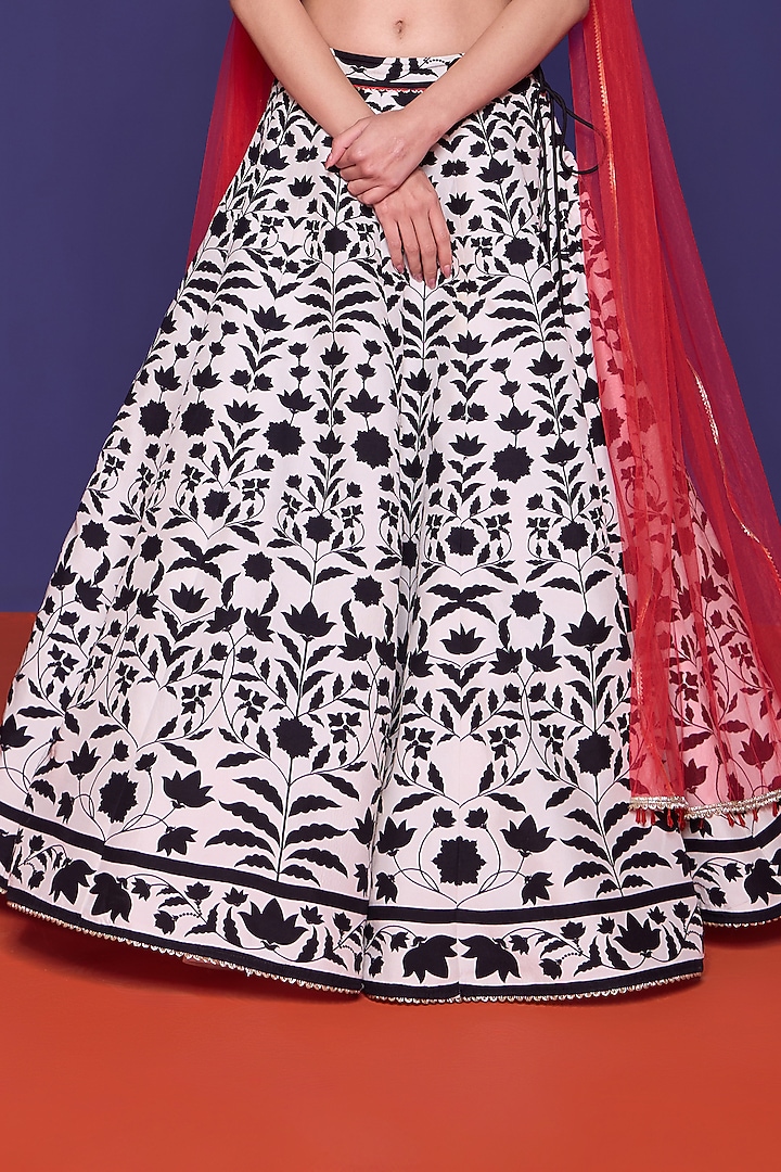 White Premium Silk Floral Printed Wedding Lehenga Set by RCKC AURUM at Pernia's Pop Up Shop