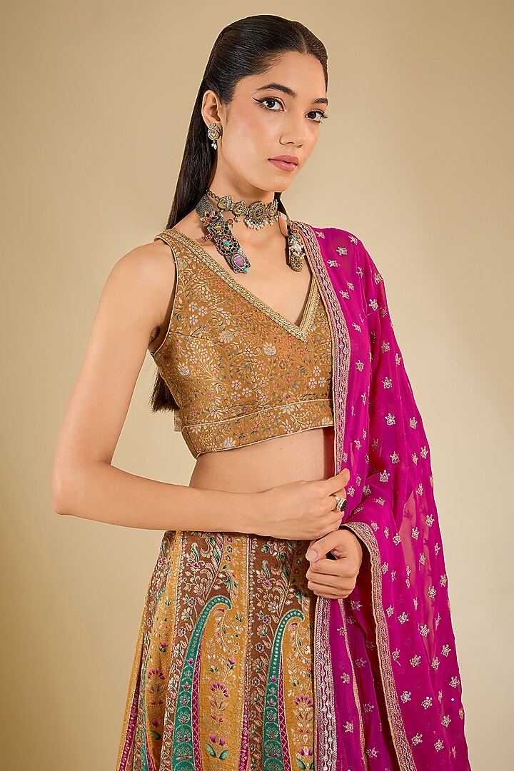 Mustard Yellow Banarasi Silk Handloom Wedding Lehenga Set by RCKC AURUM at Pernia's Pop Up Shop