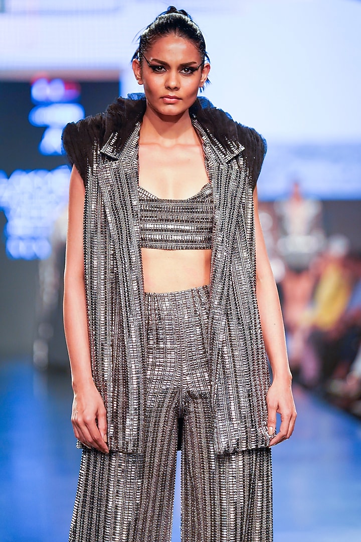 Gunmetal Tulle Embroidered Cowl Bralette by RUDRAKSH DWIVEDI at Pernia's Pop Up Shop