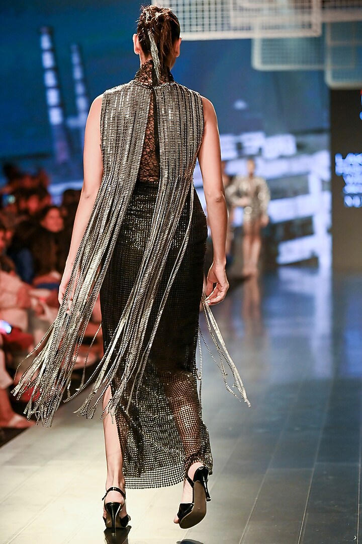 Gunmetal Sequins & Tulle Embroidered Crop Top by RUDRAKSH DWIVEDI at Pernia's Pop Up Shop