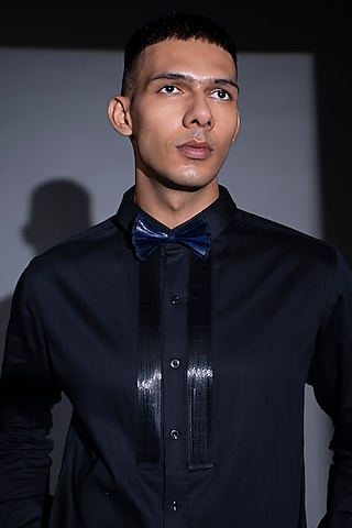 Blue Metallic Wire Bowtie by RimZim Dadu Men