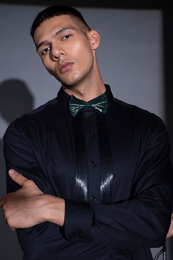 Emerald Green Metallic Wire Bowtie by RimZim Dadu Men at Pernia's Pop Up Shop