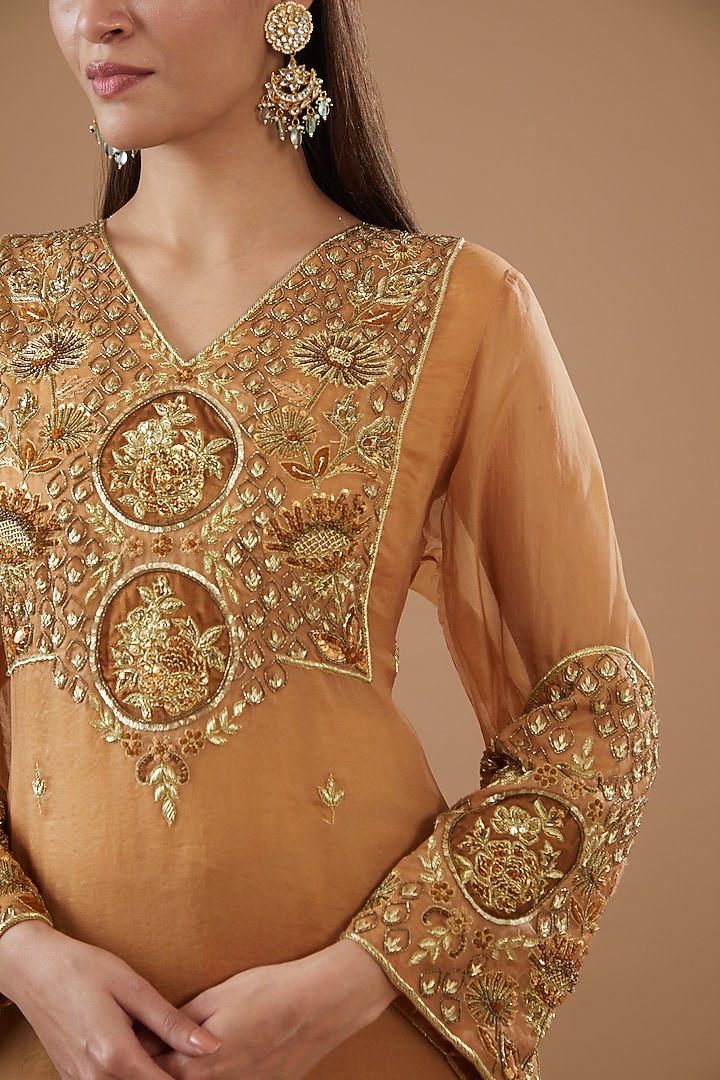 Beige Pure Tissue Embroidered Kurta Set by Radhika Nandwani at Pernia's Pop Up Shop