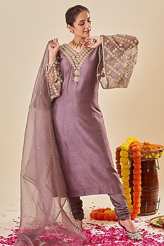 Grey Raw Silk Hand Embroidered Kurta Set by Radhika Nandwani