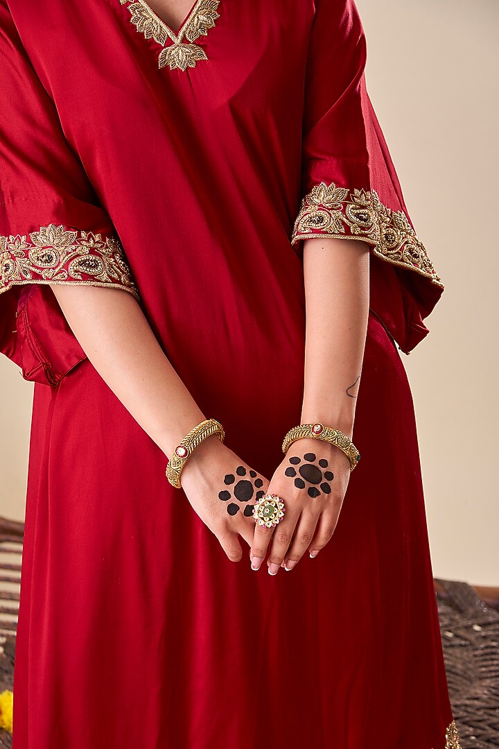Maroon Satin Hand Embroidered Kurta Set by Radhika Nandwani at Pernia's Pop Up Shop