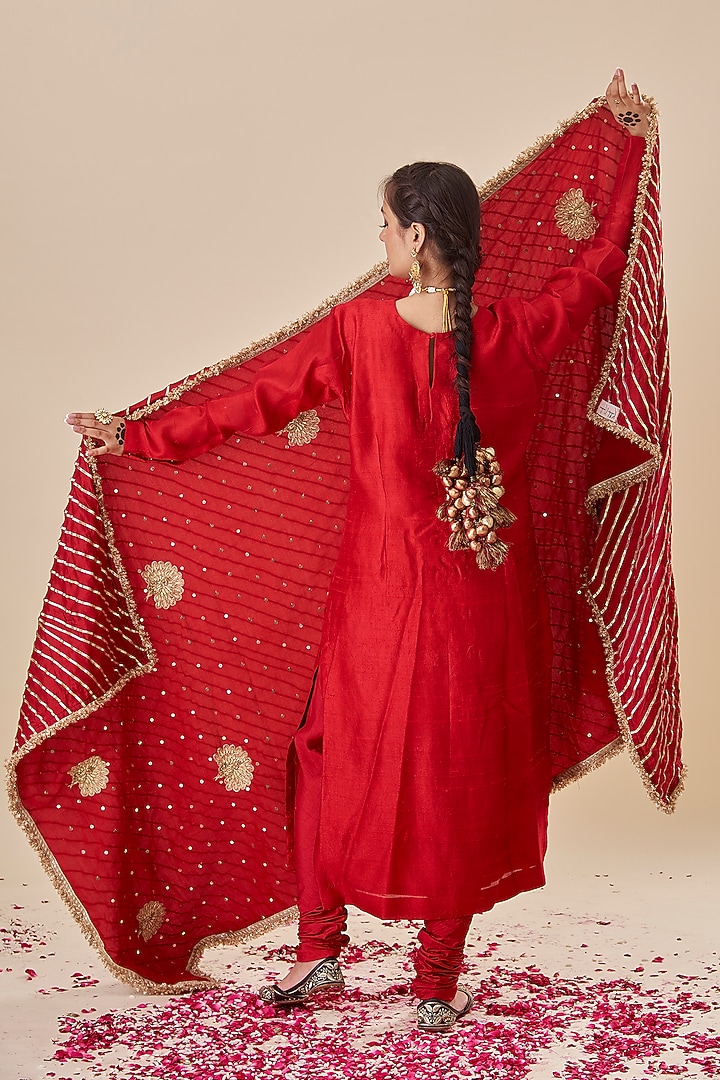 Red Pure Raw Silk Kurta Set by Radhika Nandwani at Pernia's Pop Up Shop
