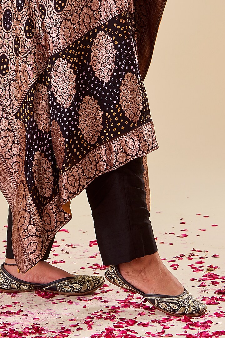 Black Banarasi Georgette Embroidered Kaftan Set by Radhika Nandwani at Pernia's Pop Up Shop