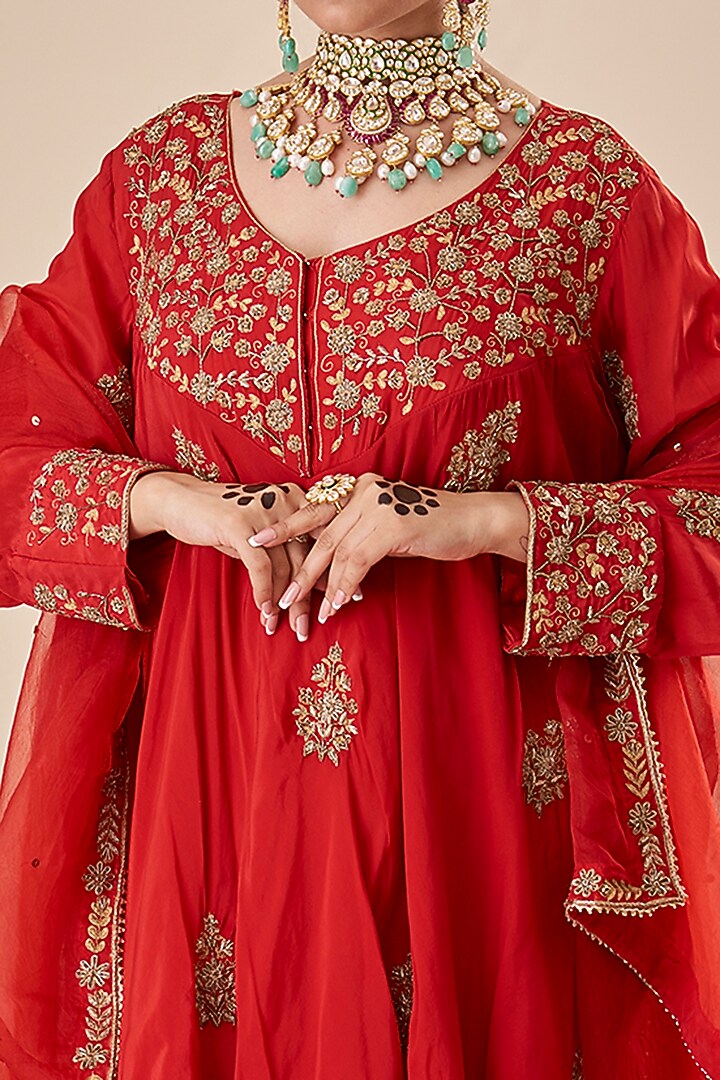 Red Crepe Zardosi Hand Embroidered Kurta Set by Radhika Nandwani at Pernia's Pop Up Shop