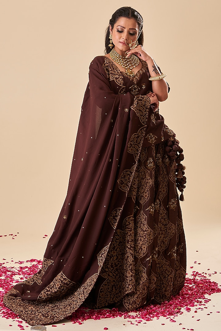 Brown Pure Raw Silk Bridal Lehenga Set by Radhika Nandwani at Pernia's Pop Up Shop