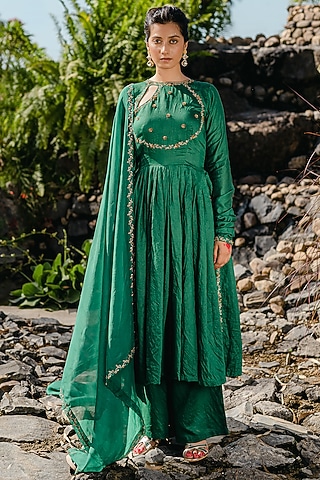 Emerald Green Chanderi Hand Embroidered Anarkali Set by REDPINE DESIGNS