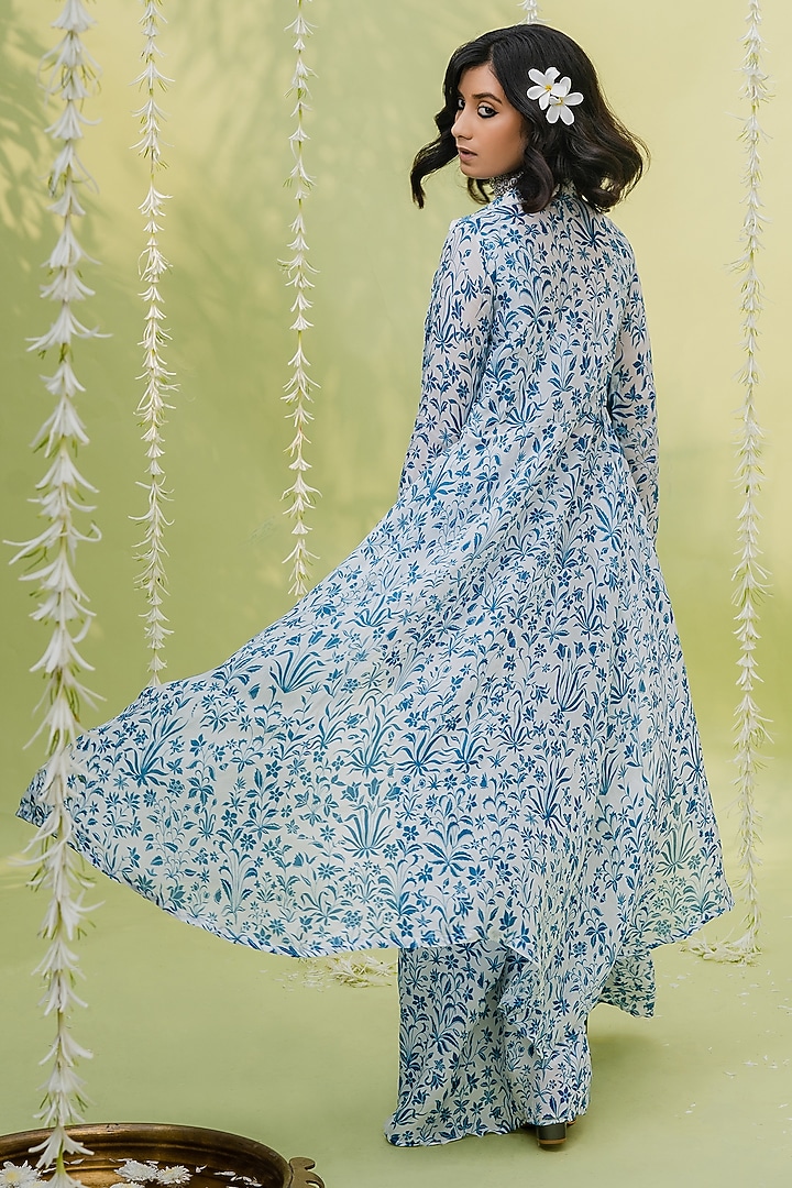Teal Blue Printed Cape Set by REDPINE DESIGNS at Pernia's Pop Up Shop