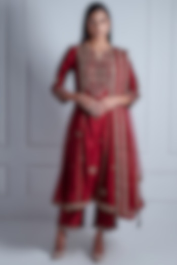 Burgundy Silk Chanderi & Organza Embroidered Kalidar Kurta Set by Radhika & Raghav at Pernia's Pop Up Shop