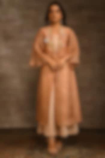 Salmon Pink Hand Embroidered Kurta by Radhika & Raghav at Pernia's Pop Up Shop