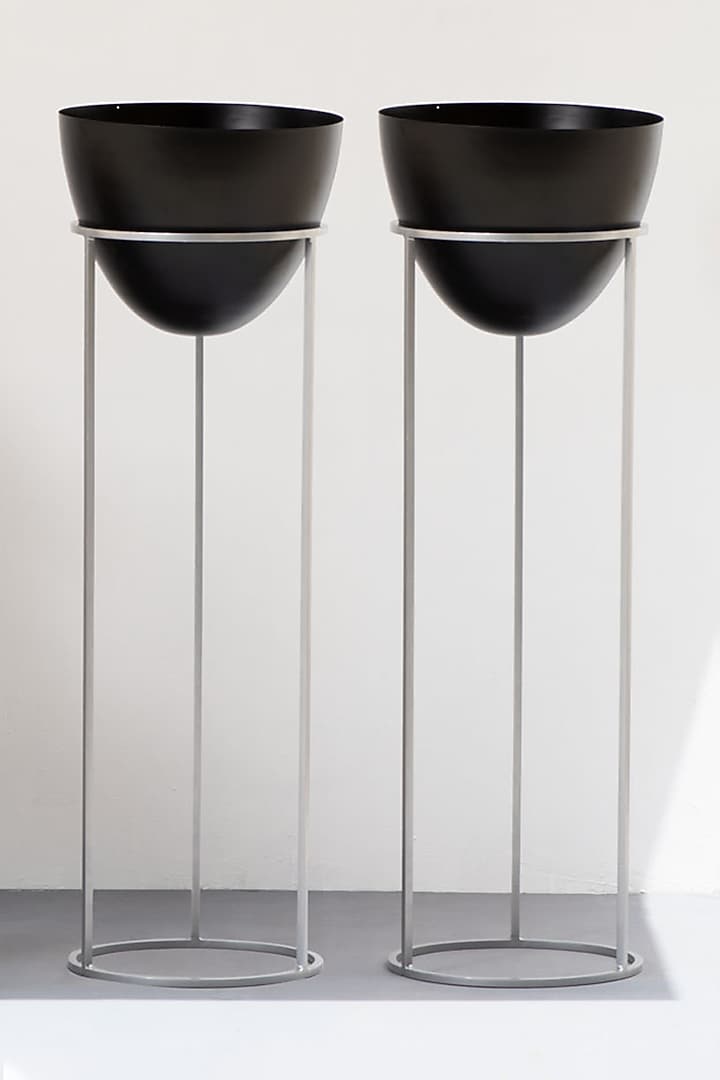 Black & Silver Planters (Set of 2) by The Decor Remedy at Pernia's Pop Up Shop