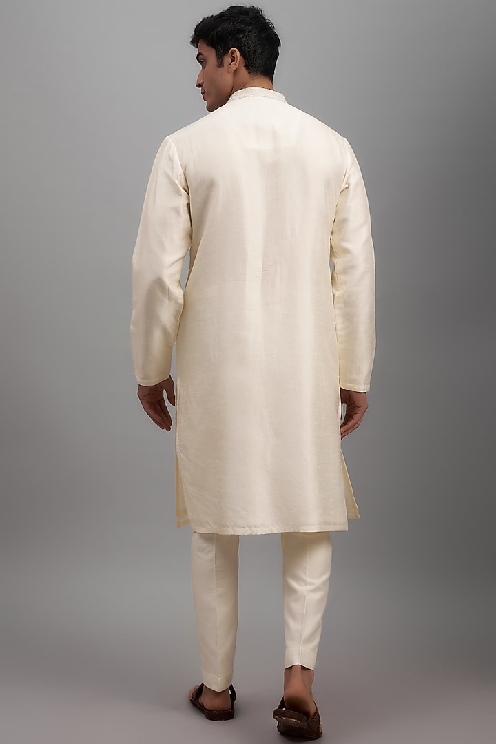 Off-White Silk Embroidered Kurta Set by RE CHANNEL at Pernia's Pop Up Shop