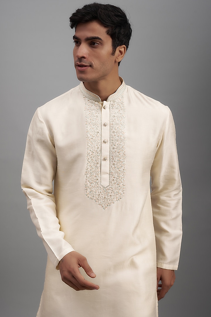 Off-White Silk Embroidered Kurta Set by RE CHANNEL at Pernia's Pop Up Shop