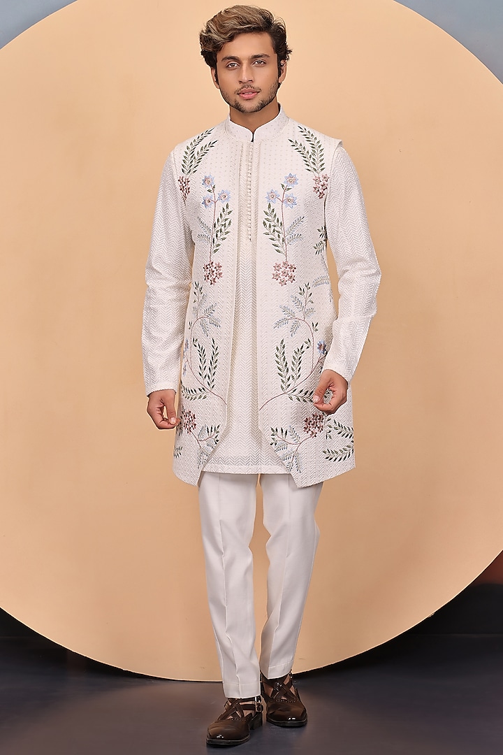 Off-White Chanderi Floral Embroidered Indowestern Set by RE CHANNEL
