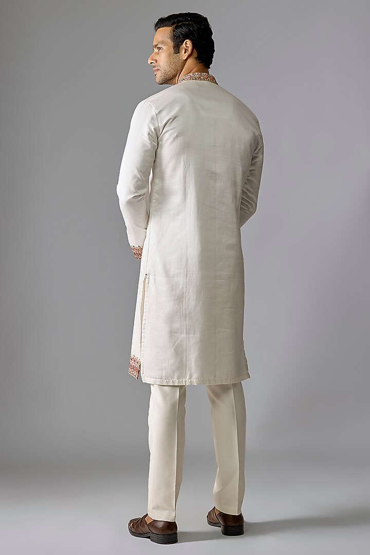 White Slub Satin Thread Embroidered Kurta Set by RE CHANNEL at Pernia's Pop Up Shop