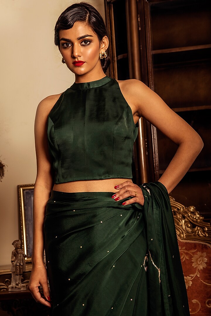 Dark Green Hand Embroidered Party Wear Saree Set by Reda by Mansha at Pernia's Pop Up Shop
