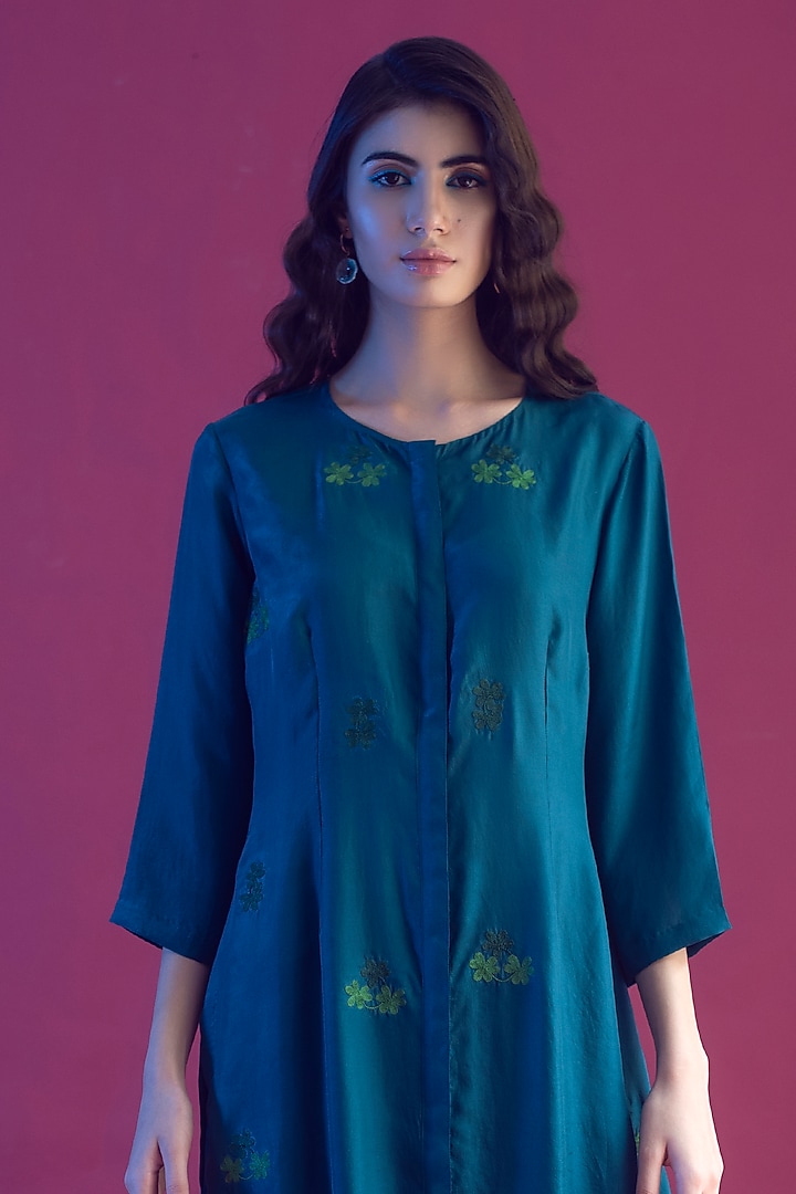Blue Hand Embroidered Tunic Set by Reda by Mansha at Pernia's Pop Up Shop