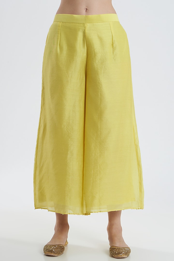 Yellow Chanderi Silk Kurta Set by Reema Mehta at Pernia's Pop Up Shop