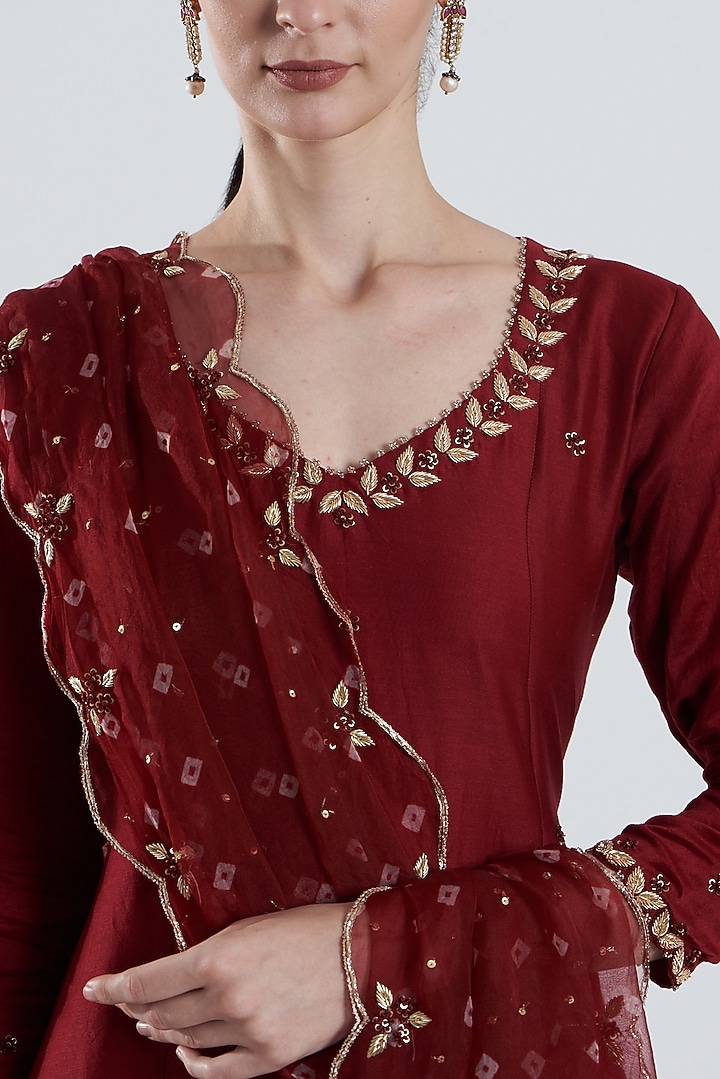 Dark Red Hand Embroidered Wedding Anarkali Set by Reema Mehta at Pernia's Pop Up Shop