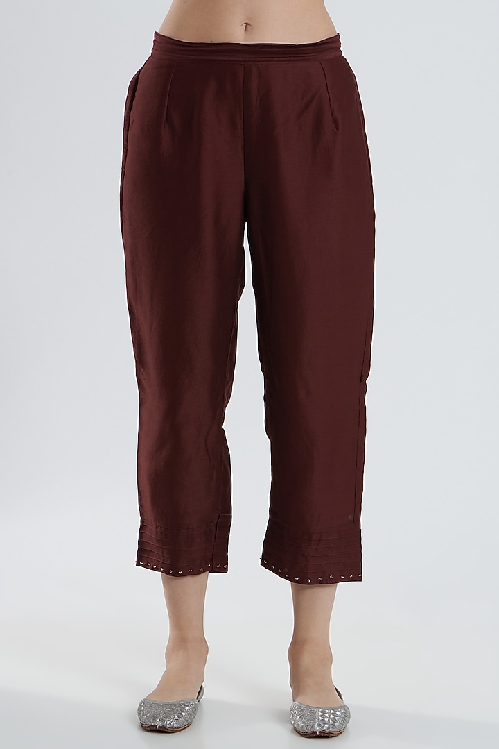 Maroon Embroidered Kurta Set by Reema Mehta at Pernia's Pop Up Shop