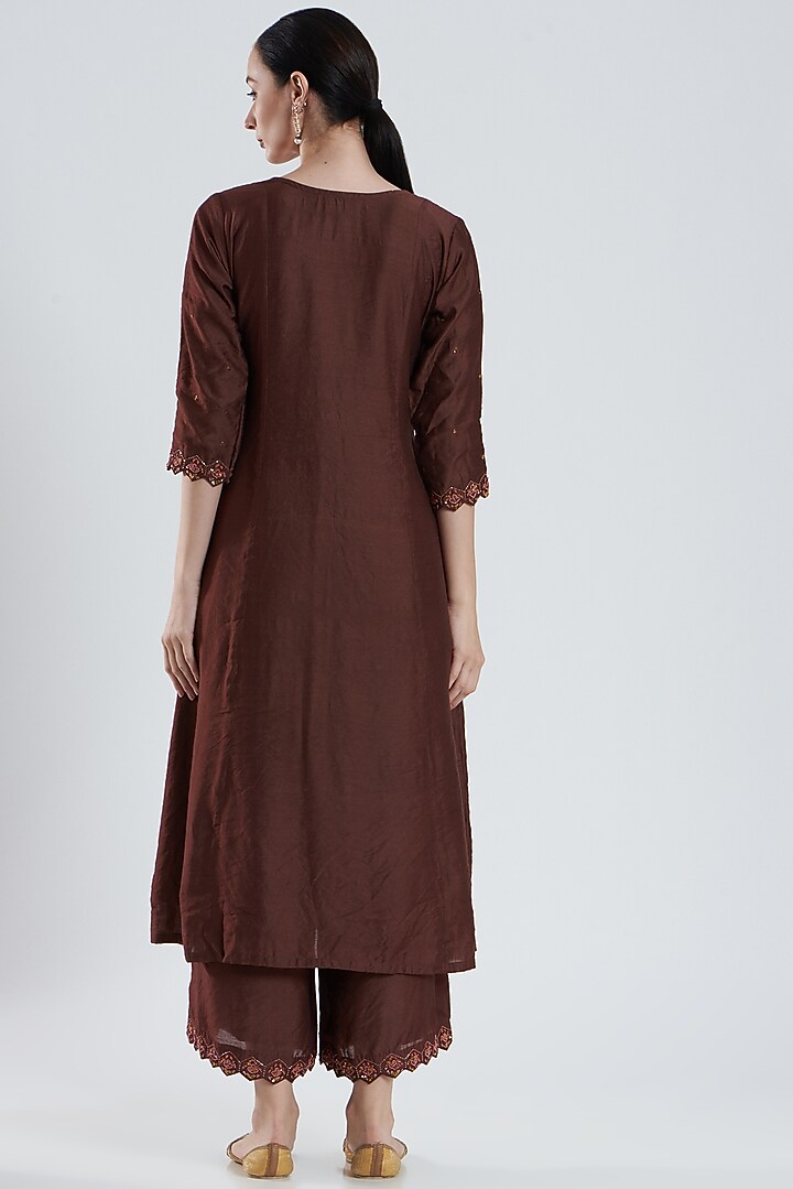 Brown Hand Embroidered Kurta Set by Reema Mehta at Pernia's Pop Up Shop