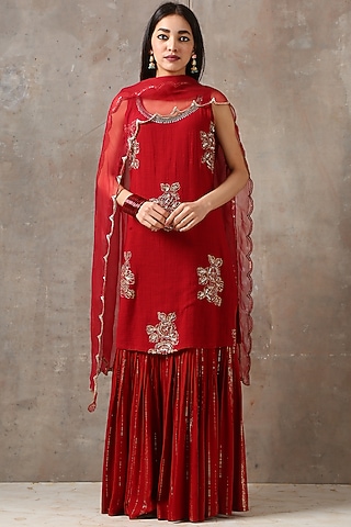 Red Aari Embroidered Kurta Set by Rekha Agra