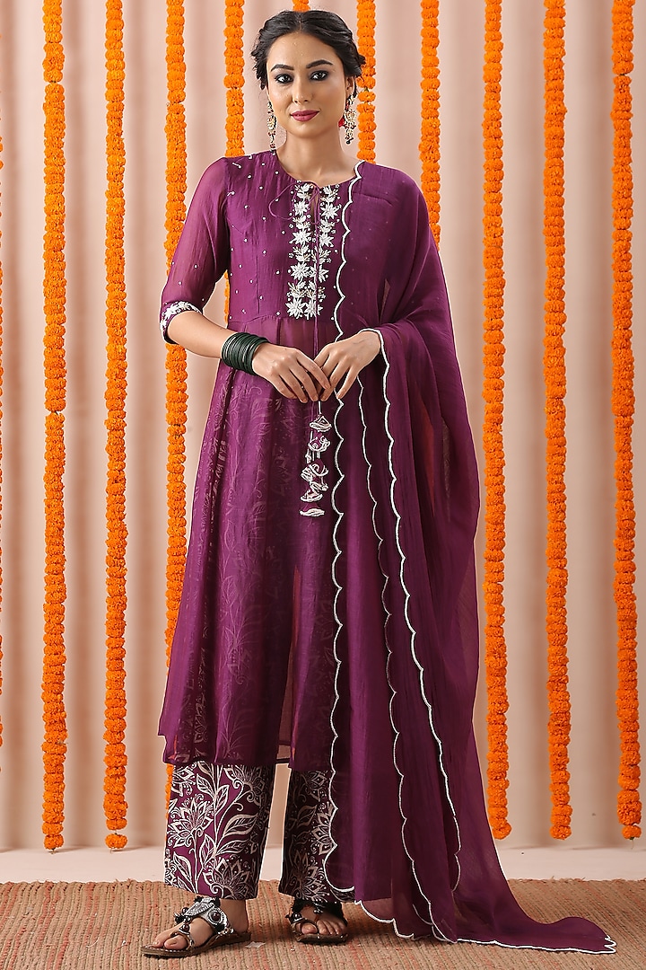 Purple Hand Embroidered A-Line Kurta Set by Rekha Agra