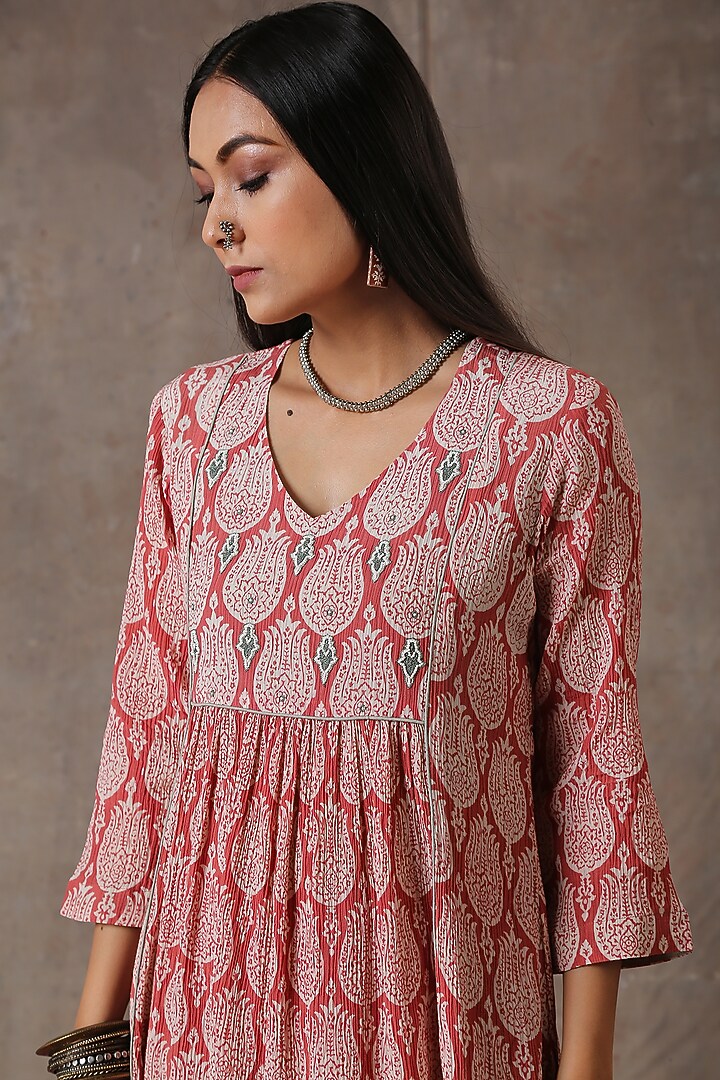 Peach Hand Embroidered Gathered A-Line Kurta Set by Rekha Agra at Pernia's Pop Up Shop