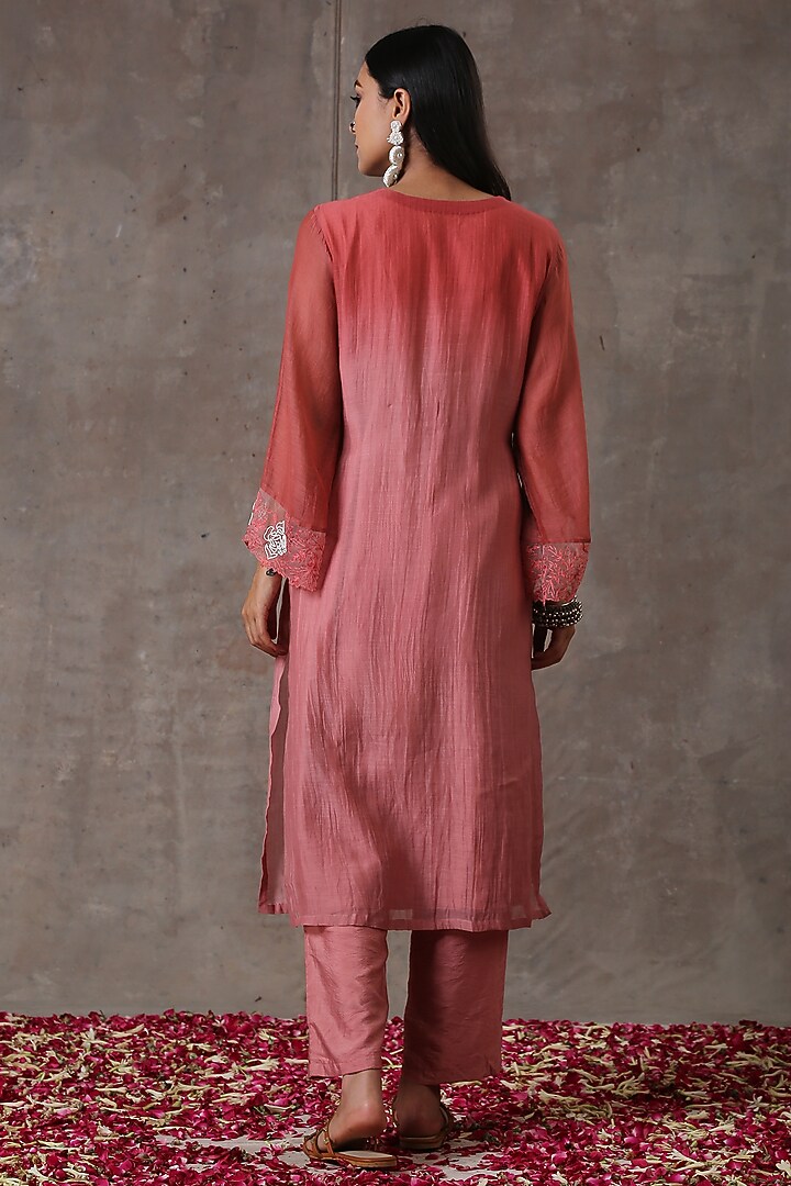 Peach-Shaded Hand Embroidered Straight Kurta Set by Rekha Agra at Pernia's Pop Up Shop