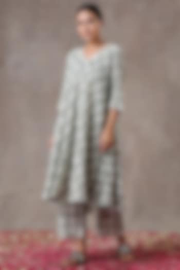 Mint Embroidered Bias-Cut Kurta Set by Rekha Agra at Pernia's Pop Up Shop