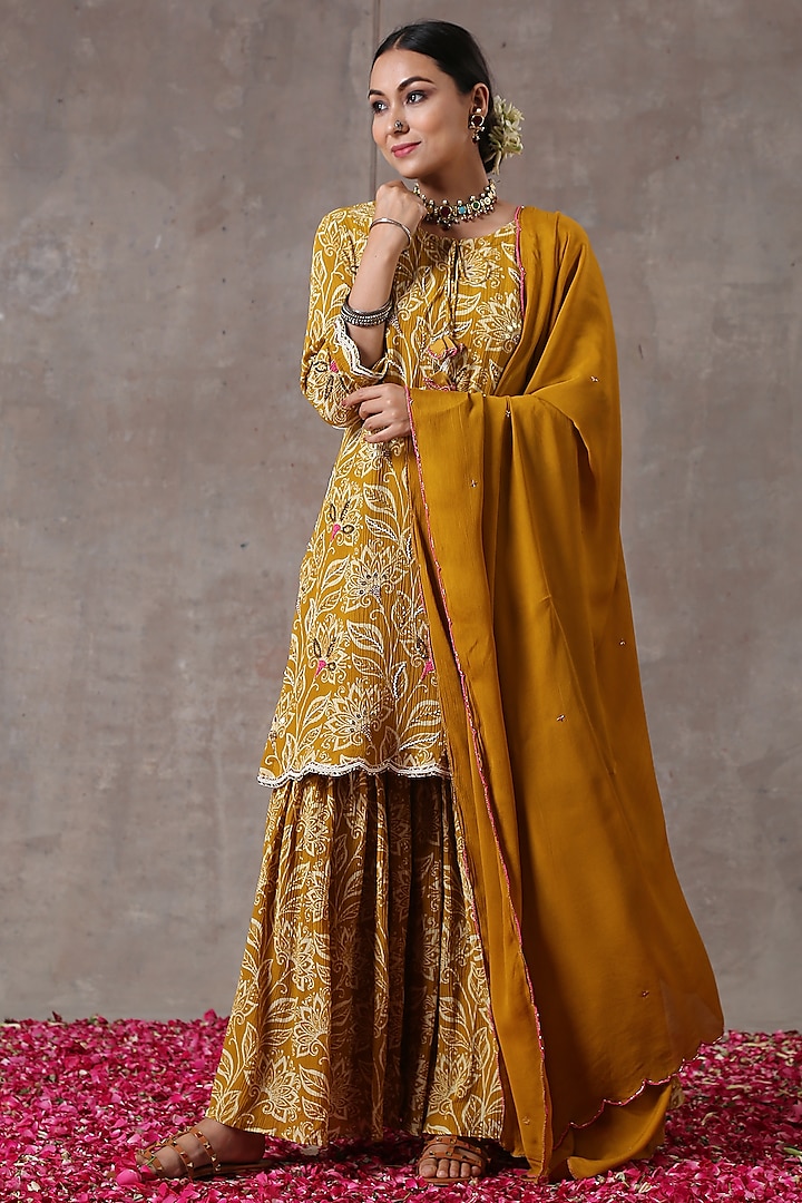 Capital Yellow Crinkled Cotton Silk Gharara Set by Rekha Agra at Pernia's Pop Up Shop