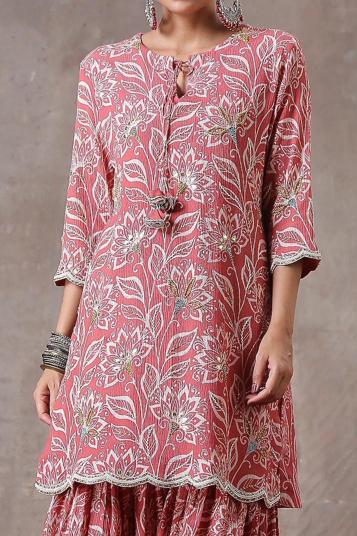 Peach Gharara Set In Crinkled Cotton Silk by Rekha Agra at Pernia's Pop Up Shop