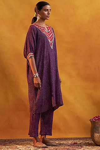 Purple Embroidered Kurta Set by Rekha Agra