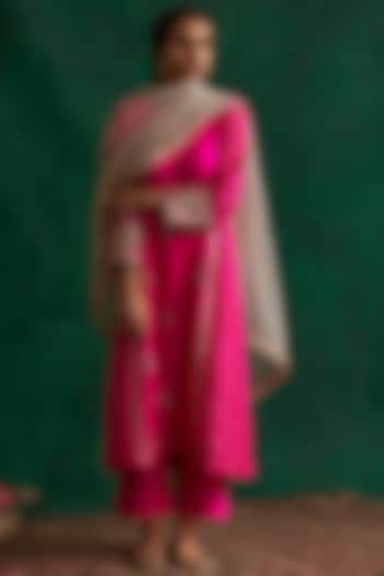 Hot Pink Printed Kurta Set by Rekha Agra