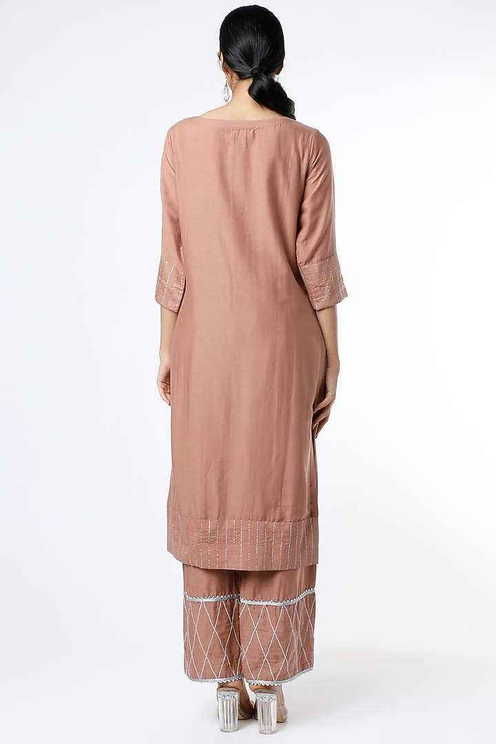 Coral Almond Thread Embroidered Kurta Set by RENATI at Pernia's Pop Up Shop