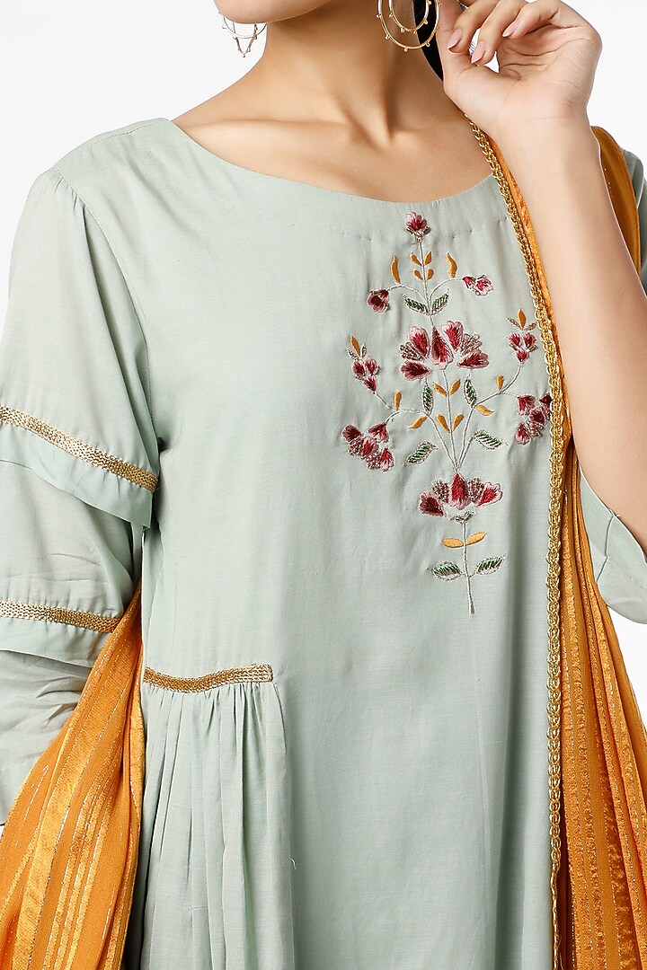 Haze Green Sequins Embroidered Kurta Set by RENATI at Pernia's Pop Up Shop