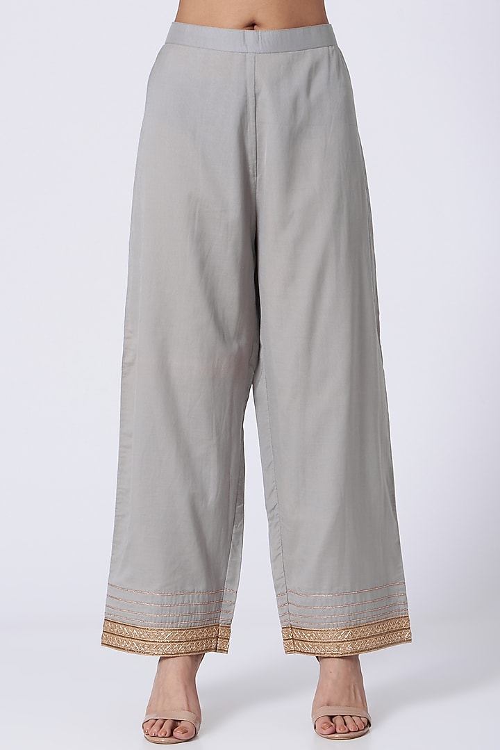 White Sand Embroidered Kurta Set by RENATI at Pernia's Pop Up Shop