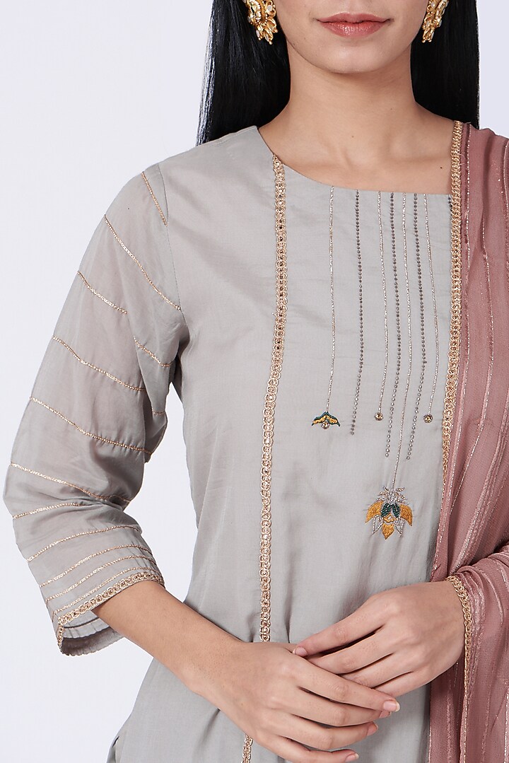 White Sand Embroidered Kurta Set by RENATI at Pernia's Pop Up Shop