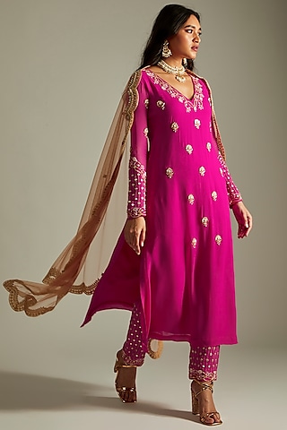 Magenta Georgette Embroidered Kurta Set by Renee Label