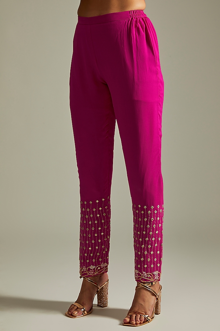 Magenta Georgette Embroidered Kurta Set by Renee Label at Pernia's Pop Up Shop