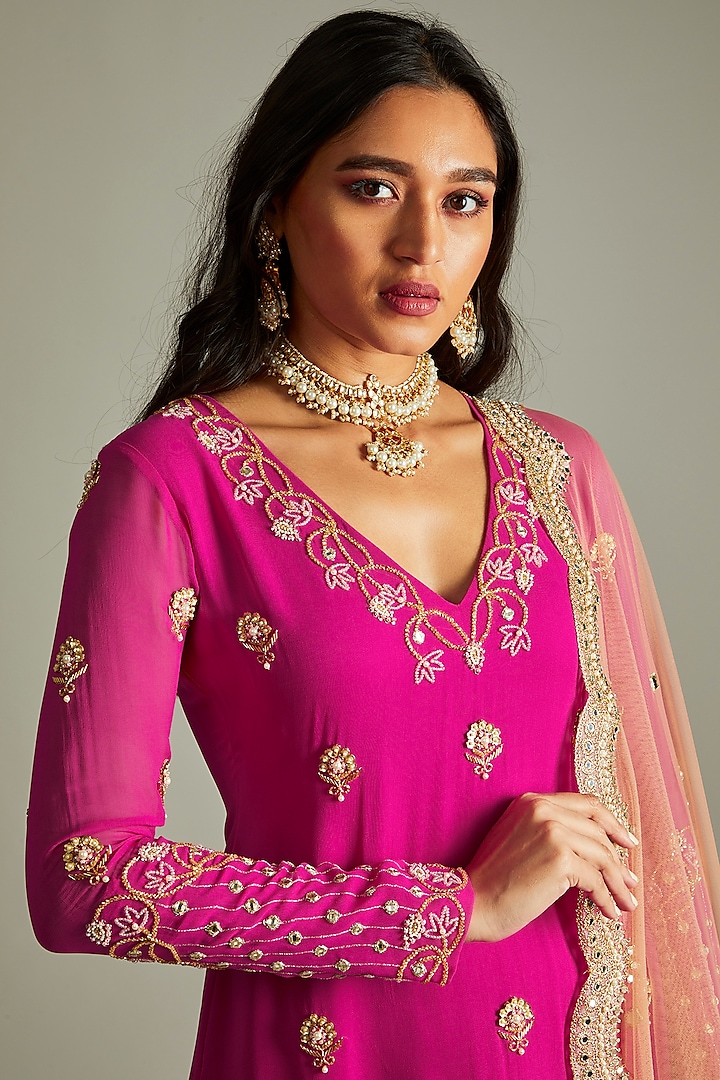 Magenta Georgette Embroidered Kurta Set by Renee Label at Pernia's Pop Up Shop