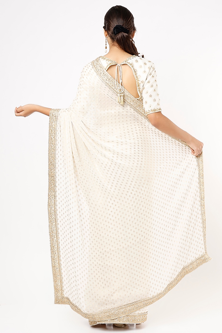 Ivory Embroidered Banarasi Party Wear Saree Set by Renee Label at Pernia's Pop Up Shop
